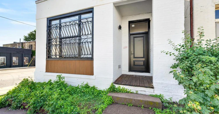 UPPER-250 Hughson Street N, Hamilton, ON, L8L 4M3 - 2