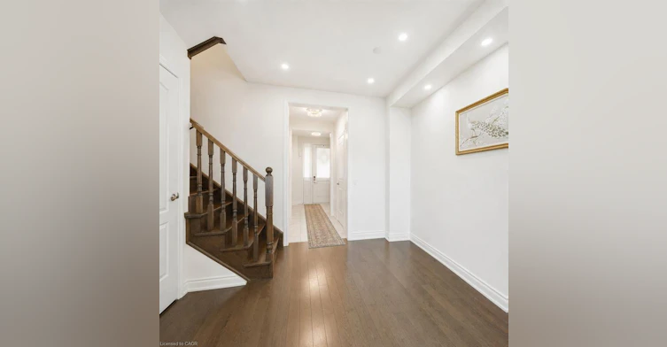33 Bayonne Drive, Hamilton, ON, L8J 0L2 - 5