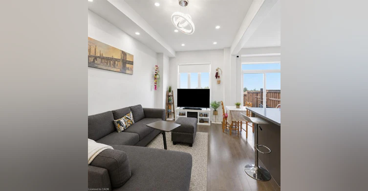 33 Bayonne Drive, Hamilton, ON, L8J 0L2 - 9
