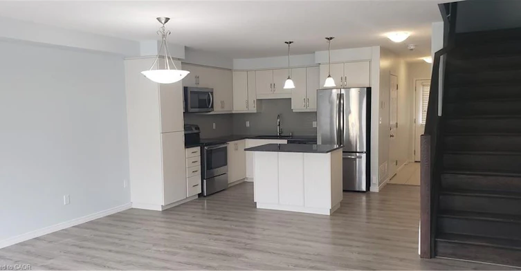 566 Blair Creek Drive, Kitchener, ON, N2P 0E4 - 2