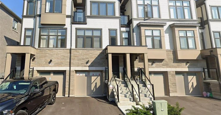 790 Kootenay Path, Oshawa, ON, L1H 0B1