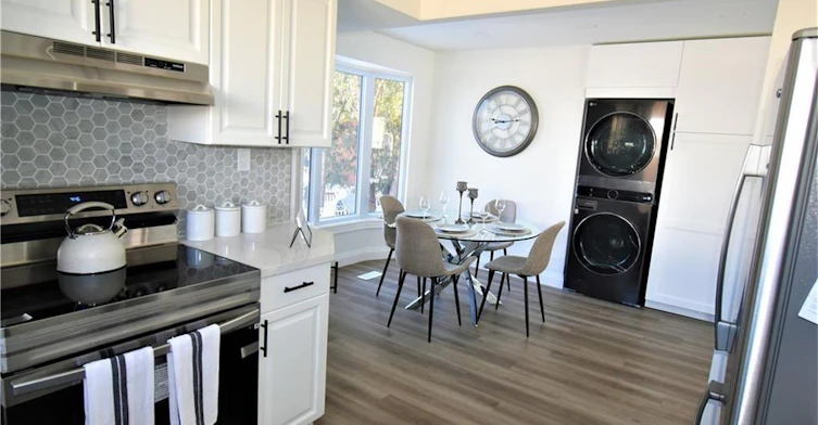 MAIN-346 Brompton Avenue, Woodstock, ON, N4S 7J9 - 7