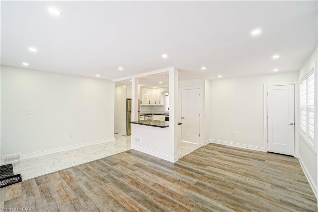 UPPER-8 Marlborough Road, Guelph, ON, N1E 3X2 - 7