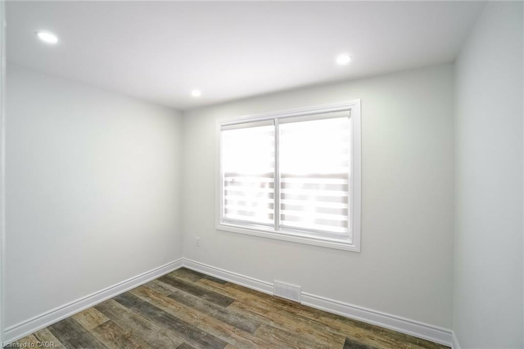 UPPER-8 Marlborough Road, Guelph, ON, N1E 3X2 - 18