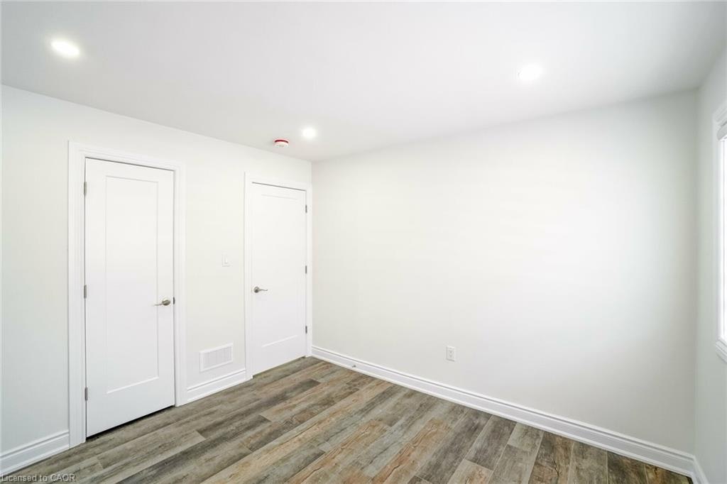 UPPER-8 Marlborough Road, Guelph, ON, N1E 3X2 - 17