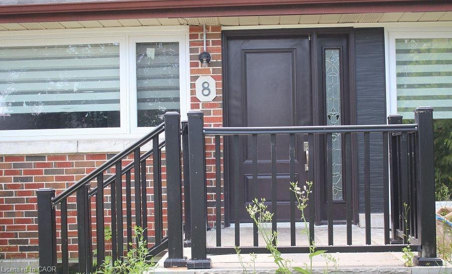 UPPER-8 Marlborough Road, Guelph, ON, N1E 3X2 - 2