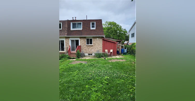 B-242 Cedarbrae Avenue, Waterloo, ON, N2L 4S7 - 2