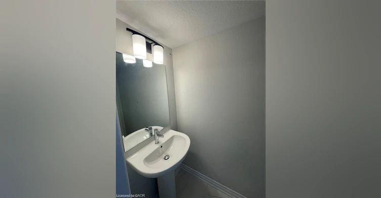 33-15 Stauffer Woods Trail, Kitchener, ON, N2P 0L1 - 9
