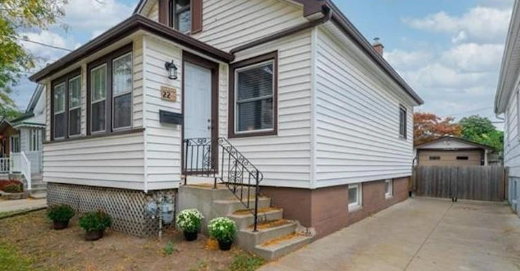 22 Concord Avenue, St. Catharines, ON, L2M 5N6