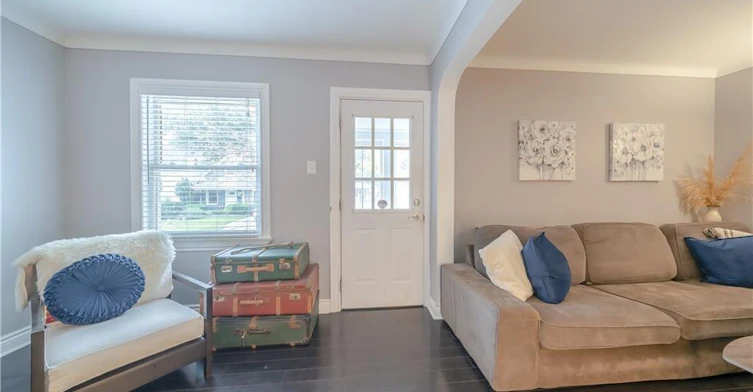 22 Concord Avenue, St. Catharines, ON, L2M 5N6 - 2