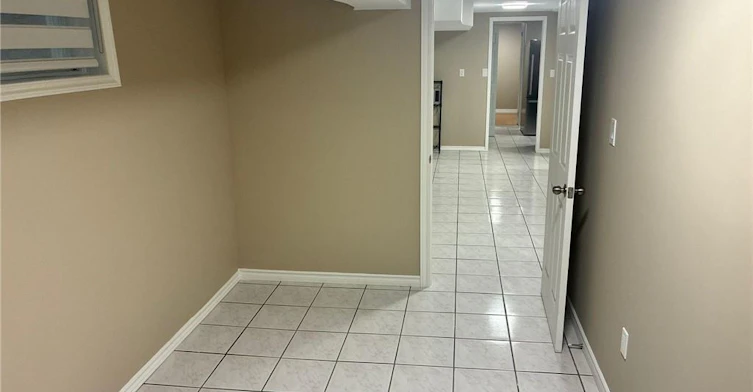 Lower-172 Gibson Avenue, Hamilton, ON, L8L 6J8 - 10