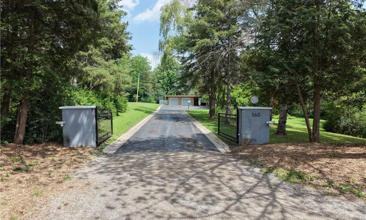 560 Crane Court