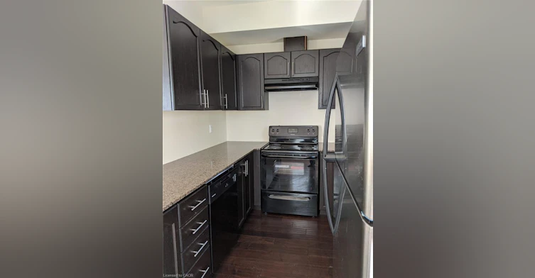 2 Whitehaven Lane, Kitchener, ON, N2H 0B3 - 6