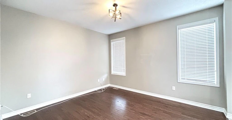 227 Spring Creek Drive, Hamilton, ON, L8B 0Y4
