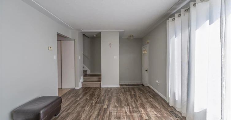C-24 Oakhill Drive, Brantford, ON, N3T 1R1 - 4