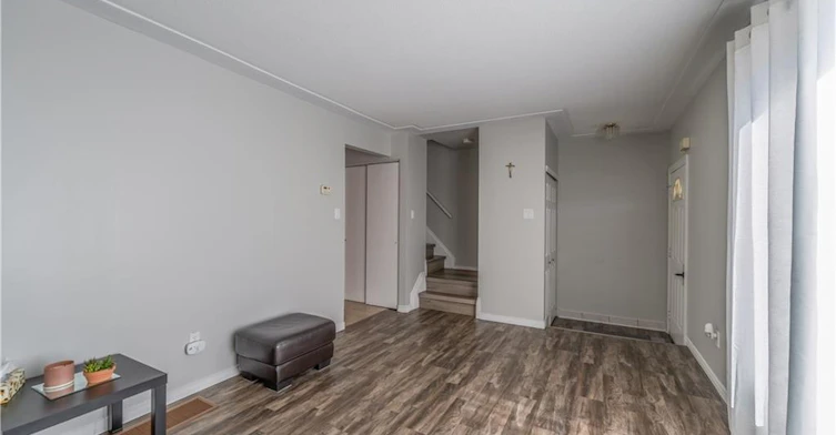 C-24 Oakhill Drive, Brantford, ON, N3T 1R1 - 5