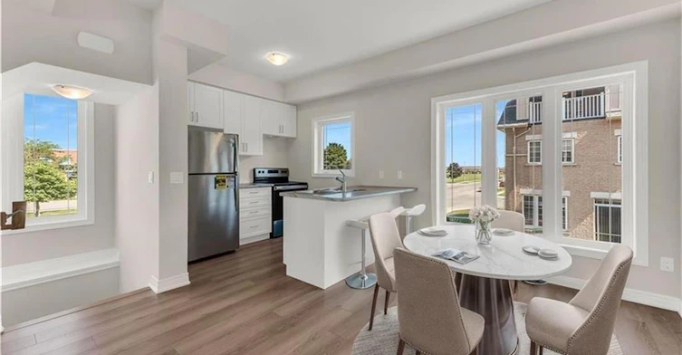 9-19 Picardy Drive, Hamilton, ON, L8J 0M7