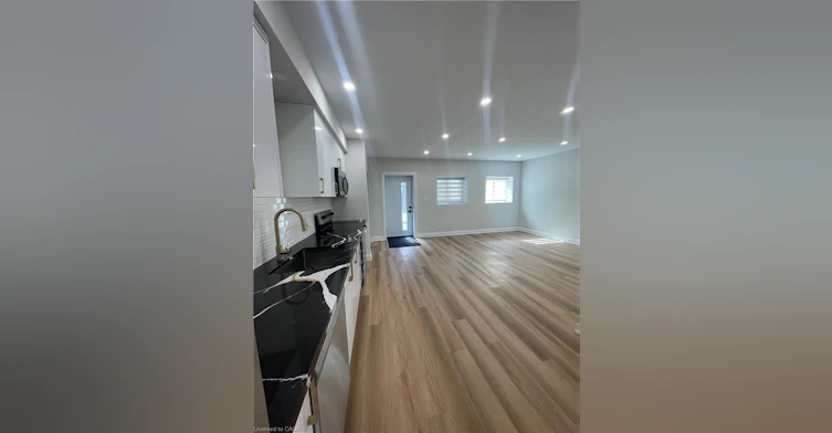4-5 South Drive, Kitchener, ON, N2M 4B4 - 3