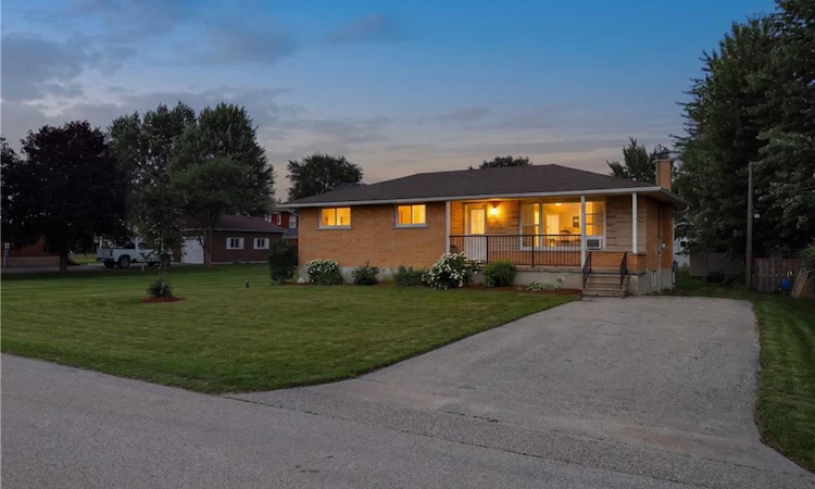 261 King Street
