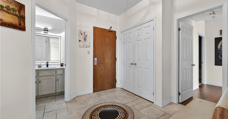1803-67 Caroline Street S, Hamilton, ON, L8P 3K6 - 4