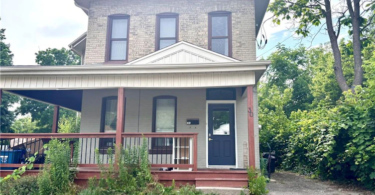 Upper-30 Brock Street, Brantford, ON, N3S 5T6
