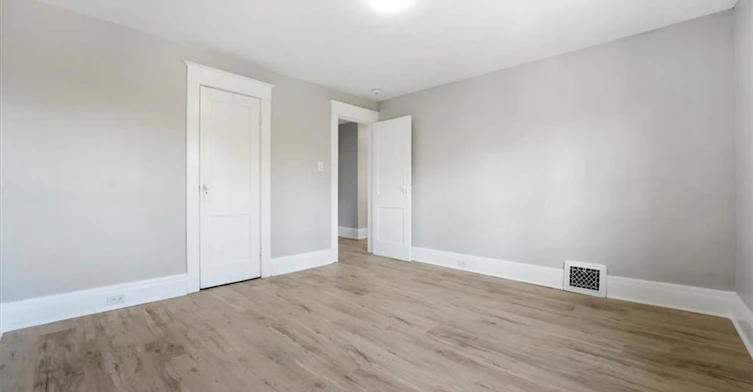 Main-3 Carleton Street S, Thorold, ON, L2V 1Z5 - 21