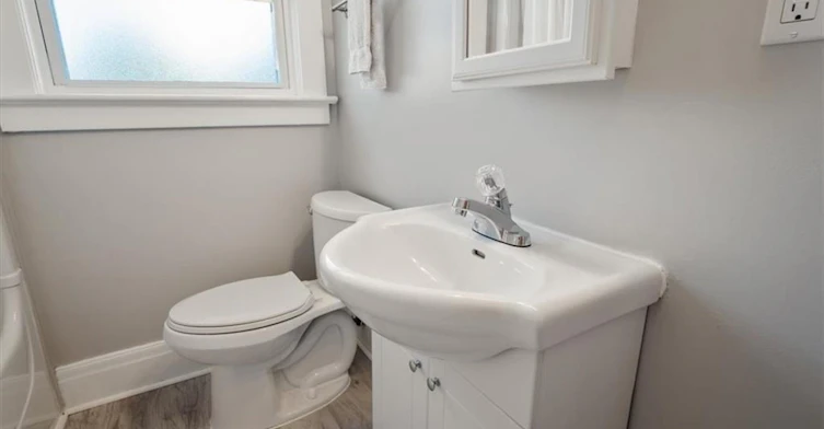 Main-3 Carleton Street S, Thorold, ON, L2V 1Z5 - 23