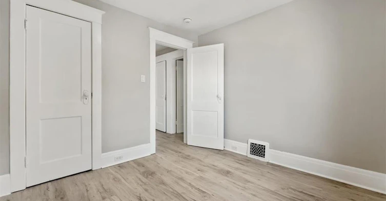Main-3 Carleton Street S, Thorold, ON, L2V 1Z5 - 17