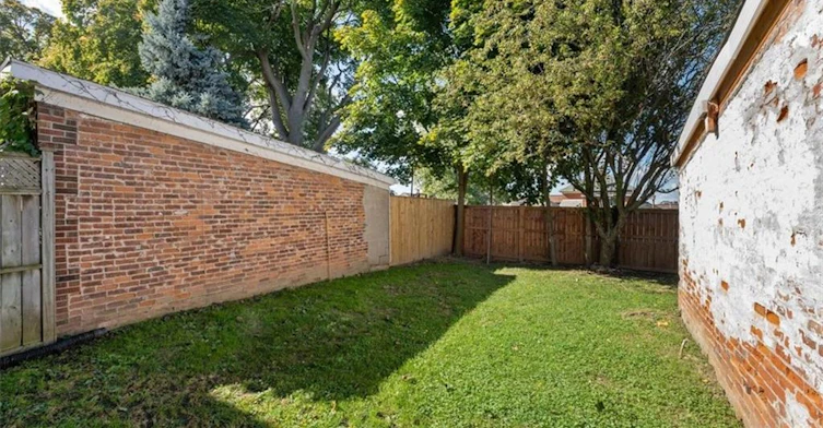 Main-3 Carleton Street S, Thorold, ON, L2V 1Z5 - 27