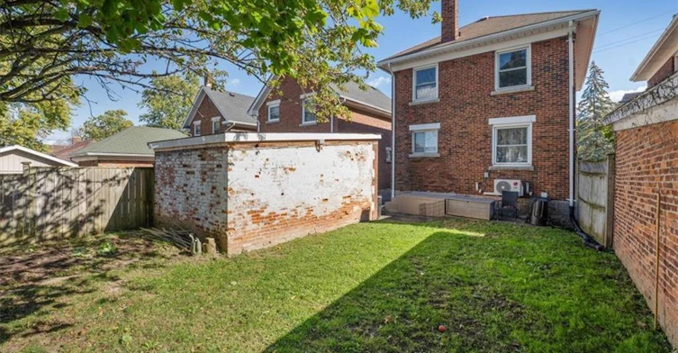Main-3 Carleton Street S, Thorold, ON, L2V 1Z5 - 28