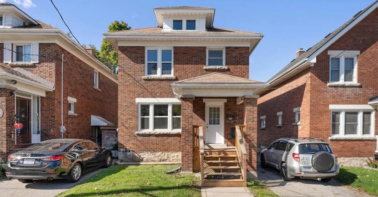 Main-3 Carleton Street S, Thorold, ON, L2V 1Z5