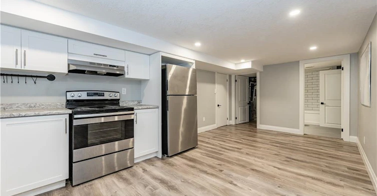 LOWER-49 Cait Avenue, Kitchener, ON, N2C 1G3 - 5