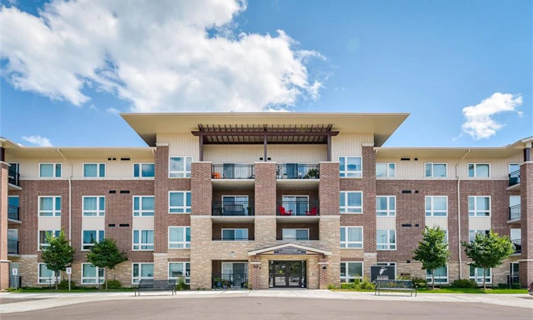 408-103 Westminster Crescent