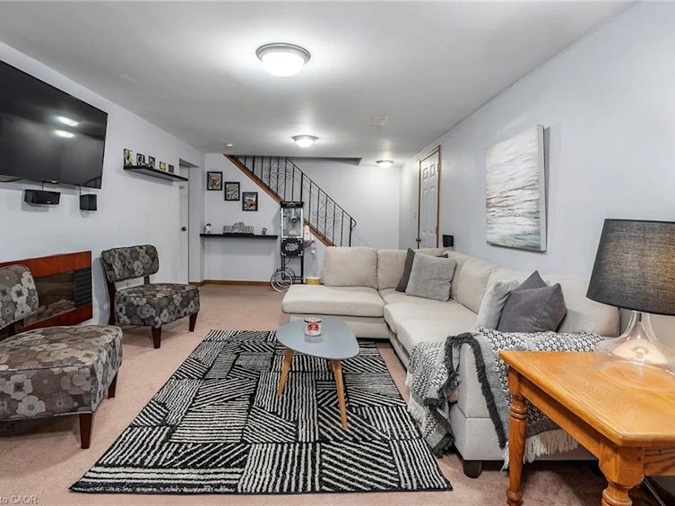 31 Blackfriar Lane, Brantford, ON, N3R 7M2 - 23