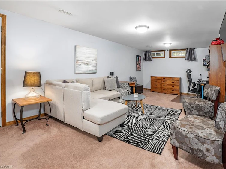 31 Blackfriar Lane, Brantford, ON, N3R 7M2 - 24