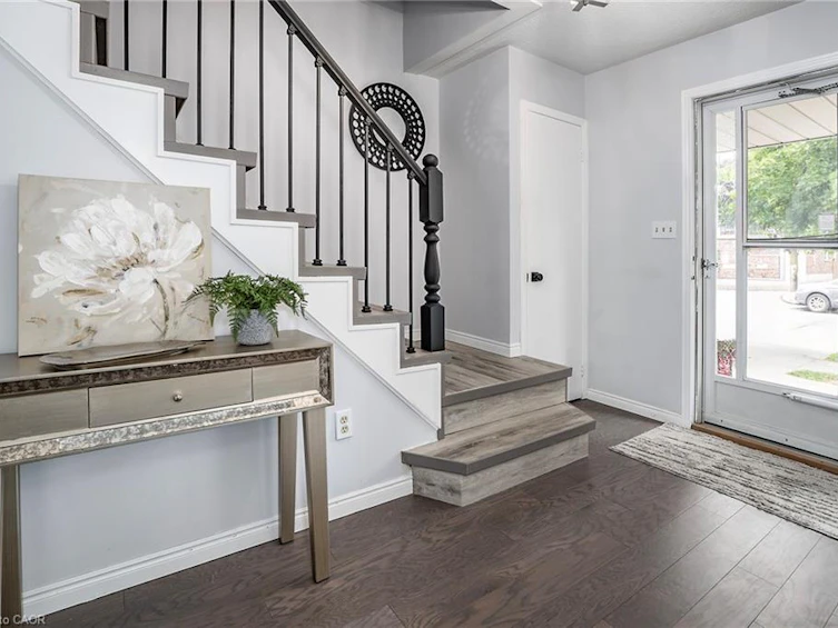 31 Blackfriar Lane, Brantford, ON, N3R 7M2 - 6