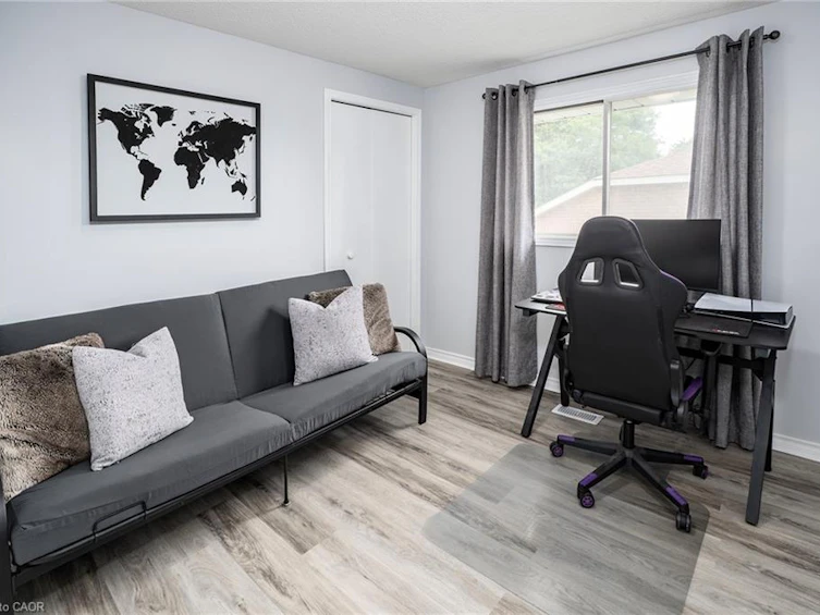 31 Blackfriar Lane, Brantford, ON, N3R 7M2 - 21