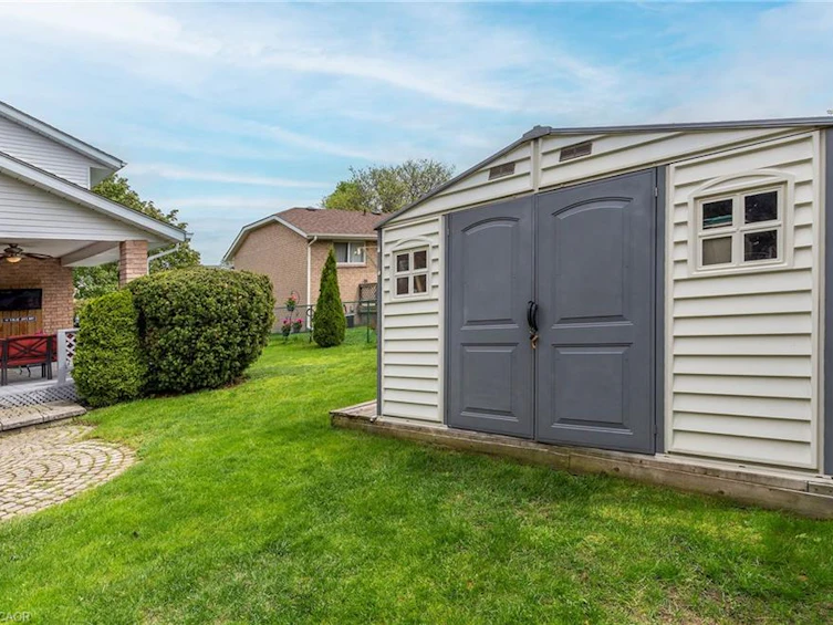 31 Blackfriar Lane, Brantford, ON, N3R 7M2 - 29