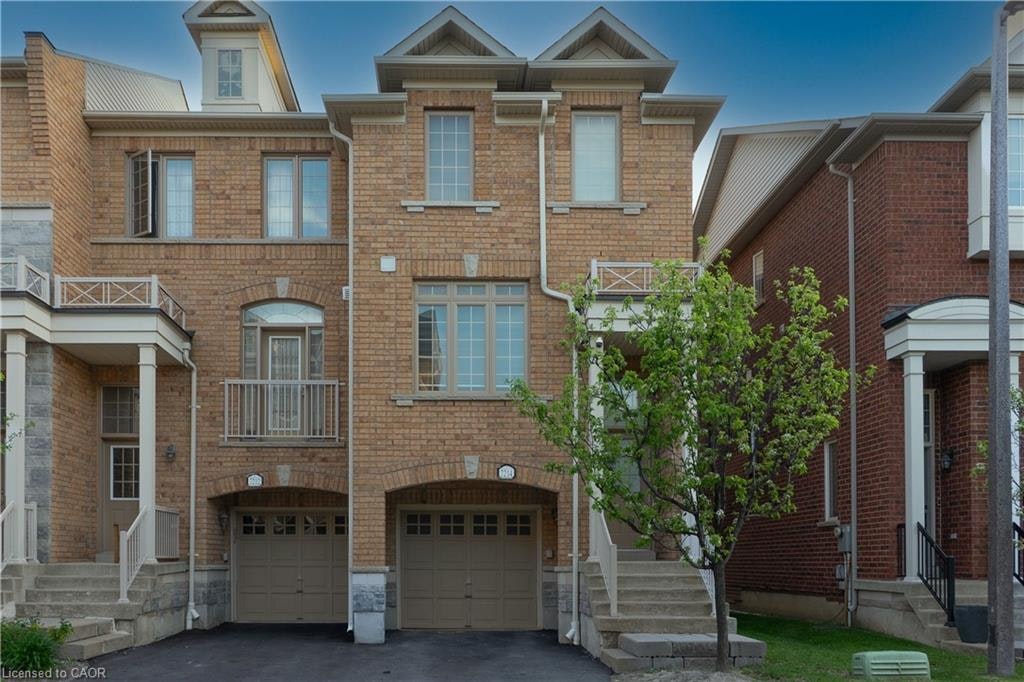 7214 Triumph Lane, Mississauga, ON, L5N 0C5