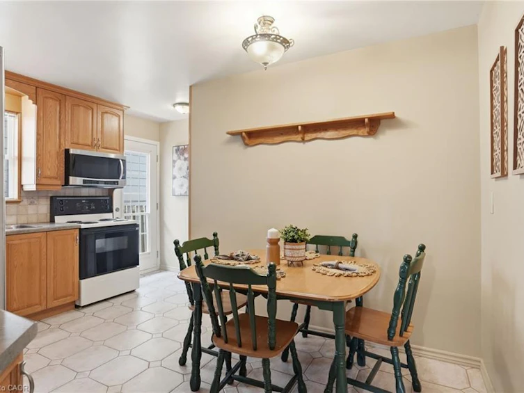 5155 Idlewood Crescent, Burlington, ON, L7L 3Y5 - 13