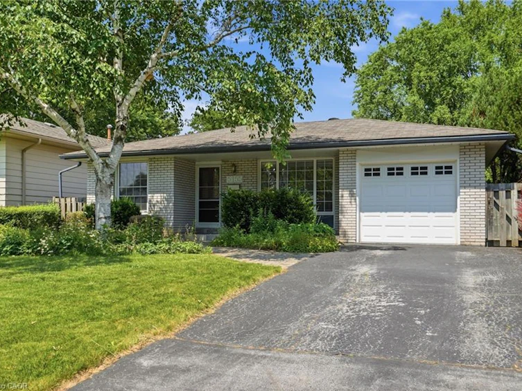 5155 Idlewood Crescent, Burlington, ON, L7L 3Y5 - 2