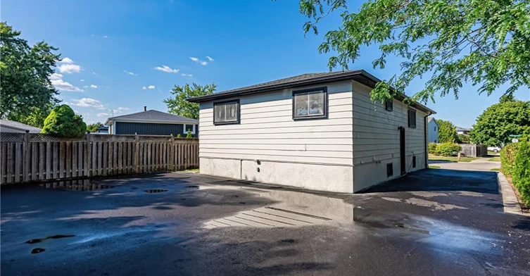 LL-22 William Johnson Street, Hamilton, ON, L8J 1B4 - 14