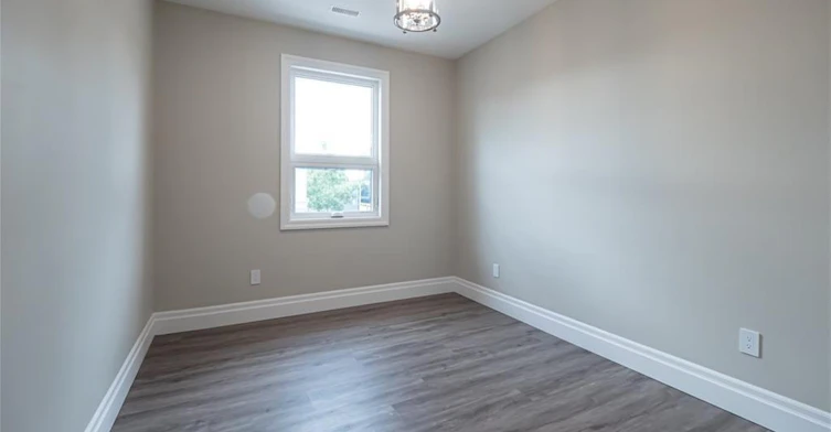 2-145 Wellington Street N, Hamilton, ON, L8R 1N4 - 6