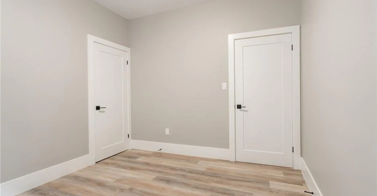 Main-241-243 King Street W, Hamilton, ON, L8P 1A7 - 8