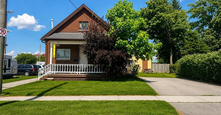 36 Devitt Avenue N, Waterloo, ON, N2J 3E6