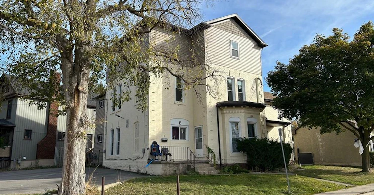 125 Wellington Street S, Cambridge, ON, N1R 3Y8 - 2