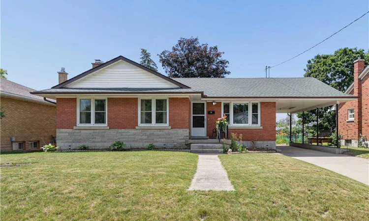 74 Ross Avenue