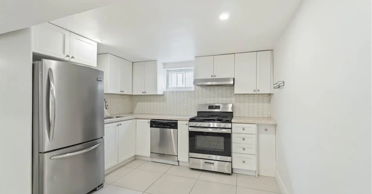 LOWER-65 Almond Street, Welland, ON, L3B 3P6 - 6