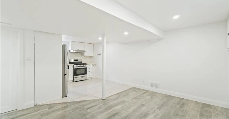 LOWER-65 Almond Street, Welland, ON, L3B 3P6 - 4