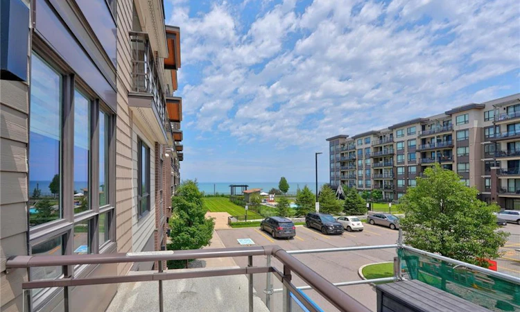 206-40 Esplanade Lane